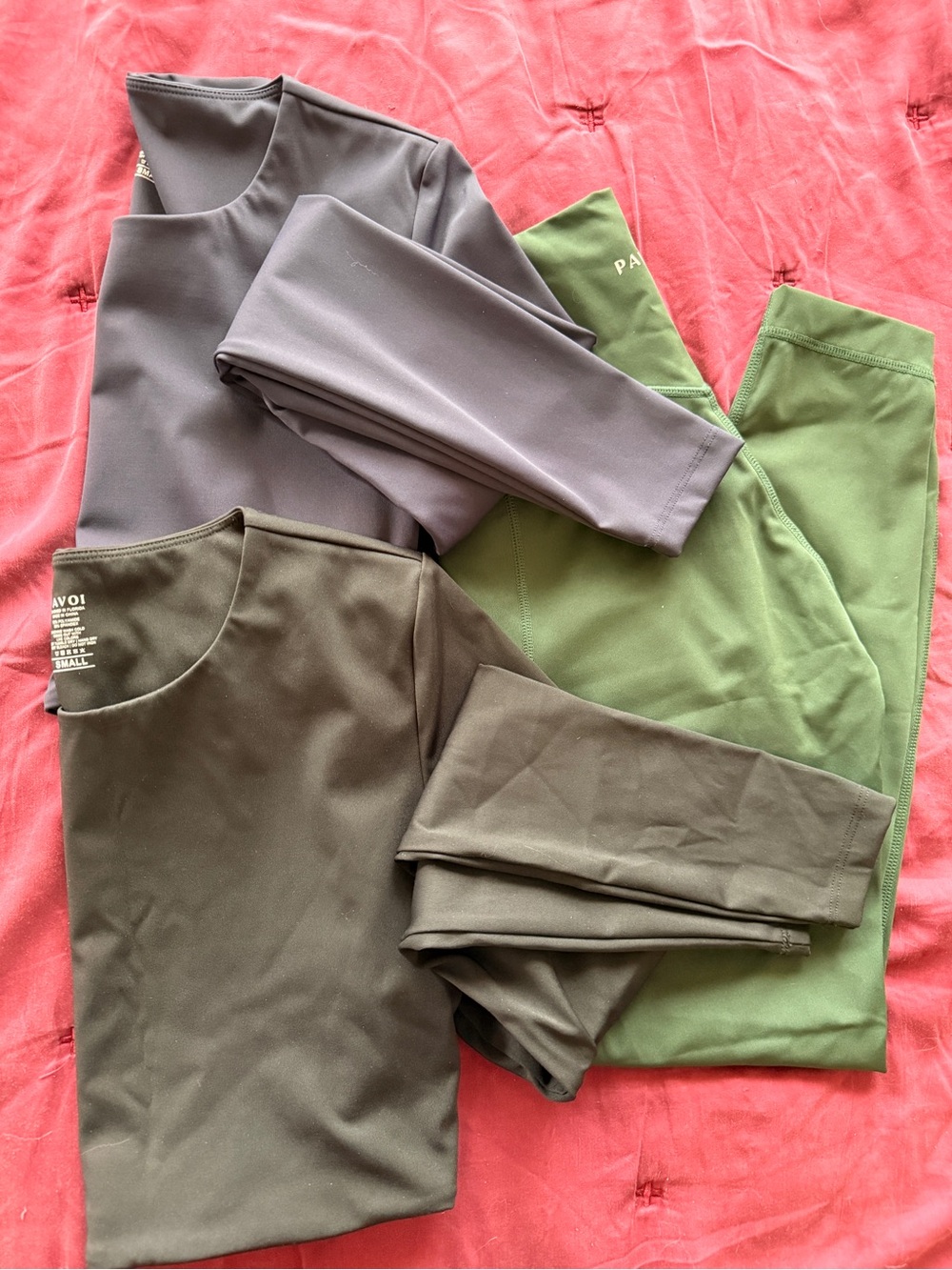Pavoi Women's workout bundle